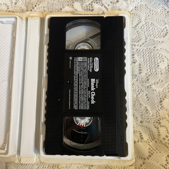 Blank Check VHS 1994 Family Comedy Original Release Walt Disney - Picture 7 of 7